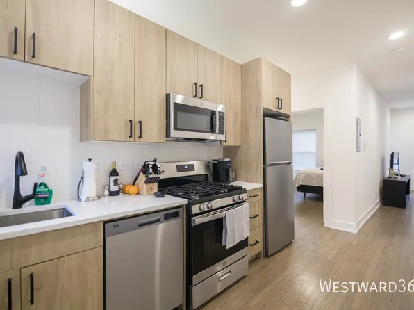 6203 N Glenwood Ave #3, Chicago, IL 60660
