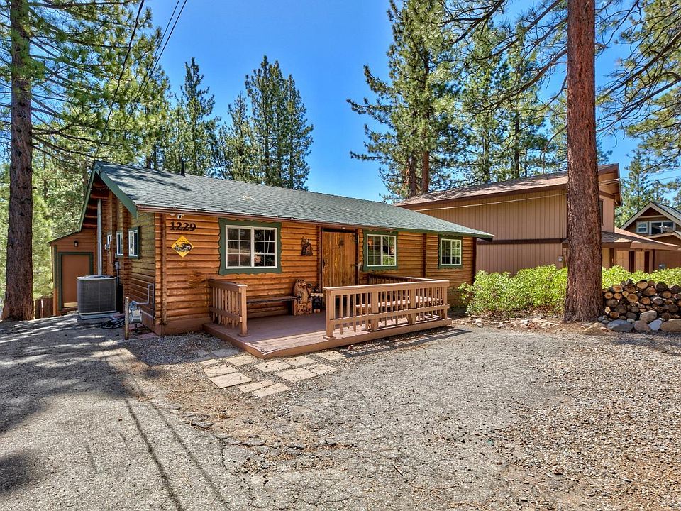 2nd image of 1229 Tokochi St