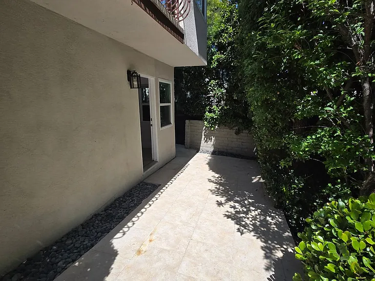 10310 Northvale Rd — Photo 6