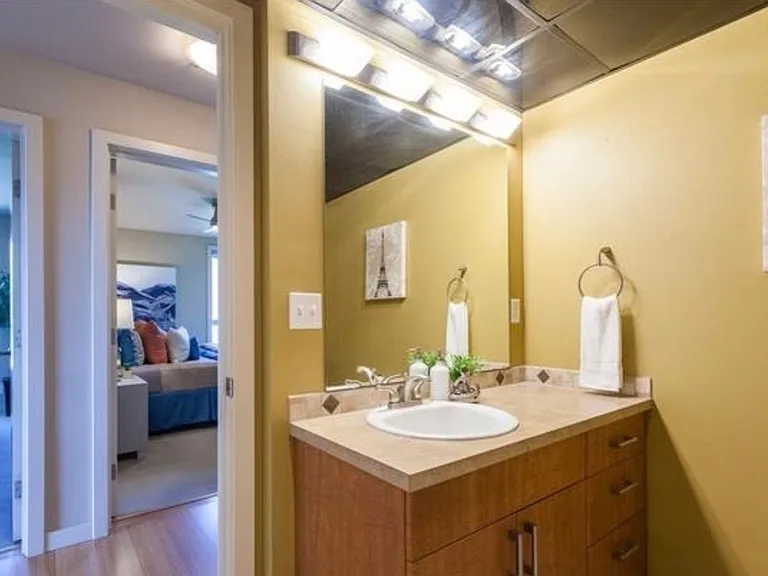 905 Cherry St #405 — Photo 15