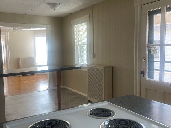 35 Pearl St #33