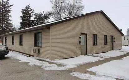322 N Commercial Ave #8