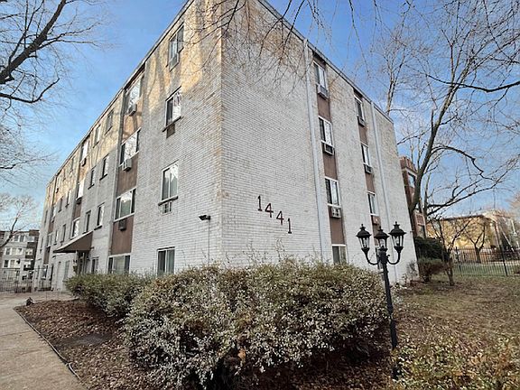 2nd image of 1441 W Farwell Ave APT 3E