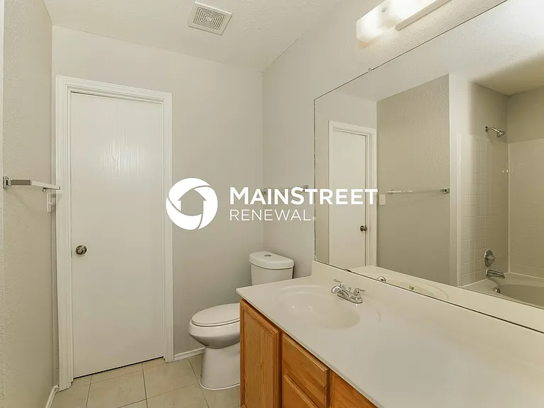 Main Bathroom