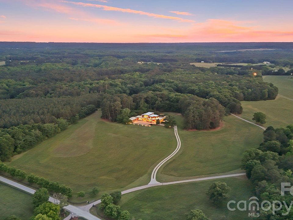 1st image of Faires Rd