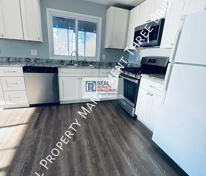 3125 Stafford Ln — Photo 7