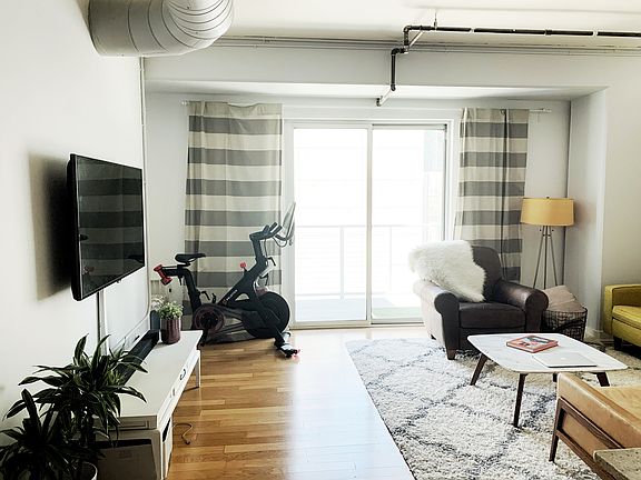2nd image of 645 W 9th St APT 615