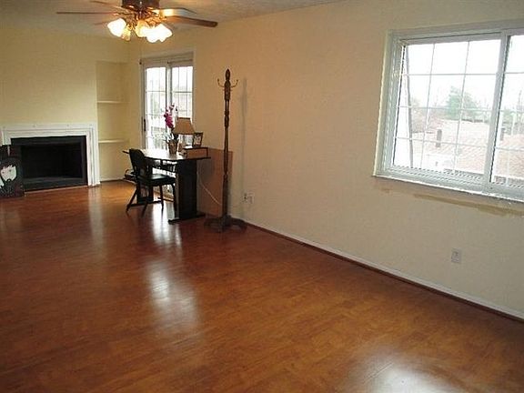 5th image of 8845 Washington Colony Dr
