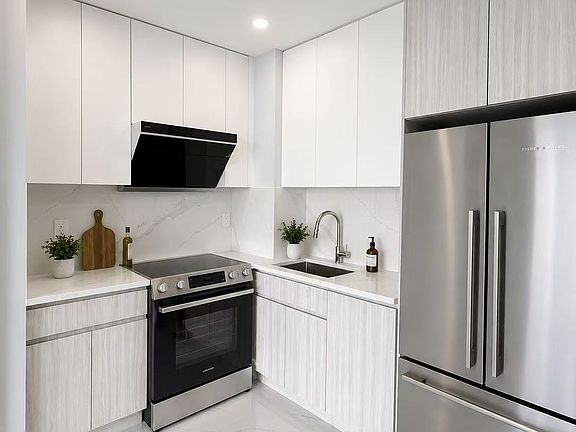2nd image of 134-11 Franklin Ave #8B