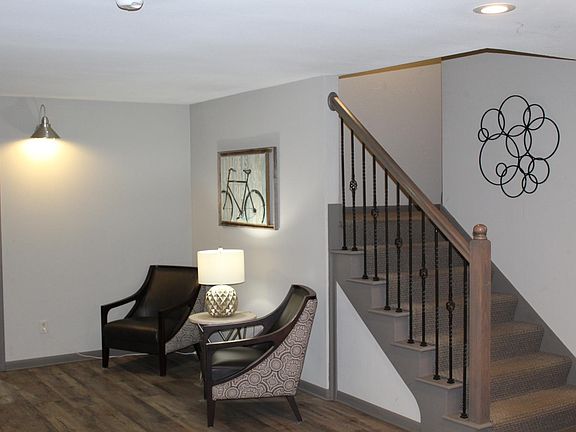 2nd image of 2020 E Park Pl #213