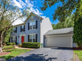 20530 Norwich Pl, Ashburn, VA 20147