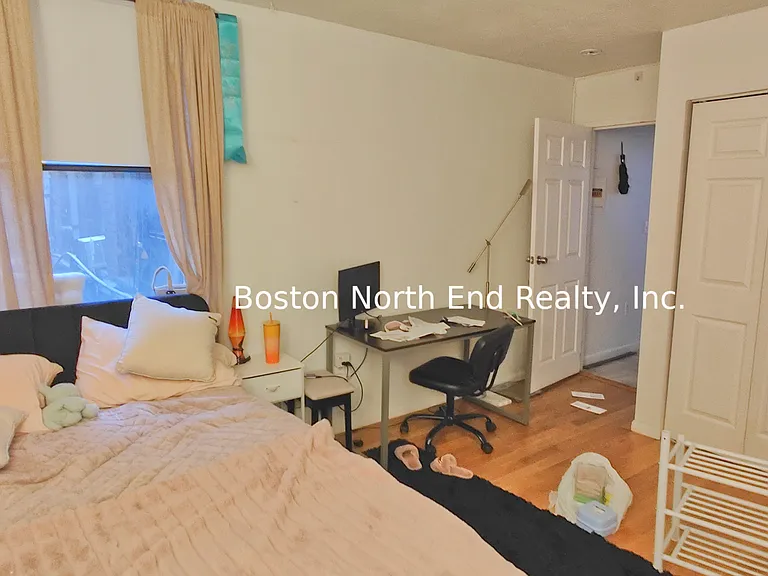 190 North St #5 — Photo 12