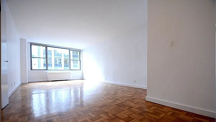 Rented by EK Realty | media 29