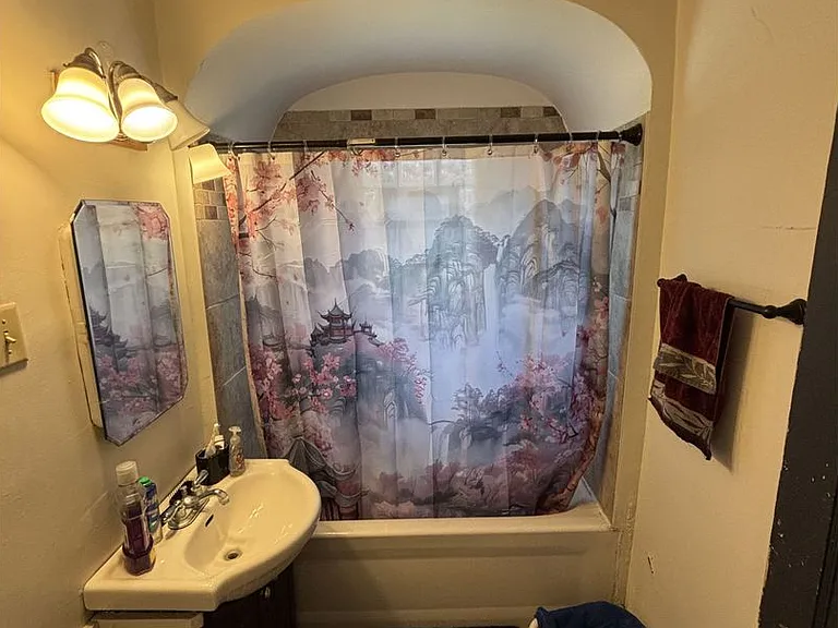 902 Avon St #805 — Photo 8