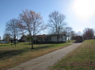 744 E Victor Hill Rd, Duncan, SC 29334