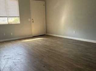 824 E Ridgely Ave #6, Springfield, IL 62702