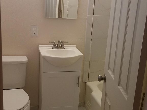 2nd image of 1820 O St APT 03