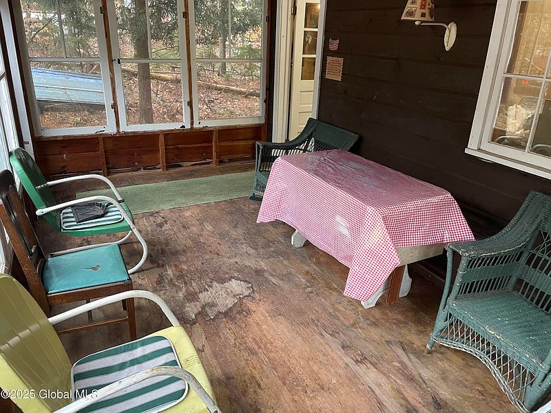 3rd image of 596 S Shore Road