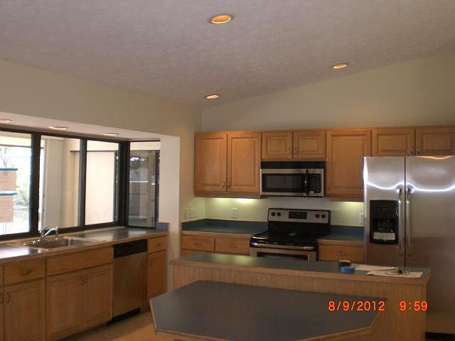 1st image of 3123 NE Ivy Ln