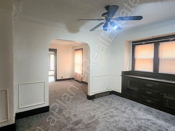 4th image of 3422 Franklin Ave