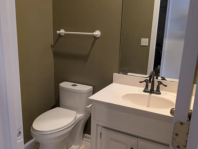 13236 Carter St — Photo 34