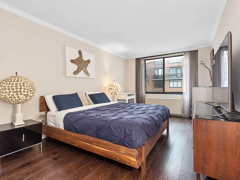 2 S End Ave #8L — Photo 4