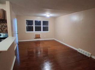 12508 Knights Rd, Philadelphia, PA 19154