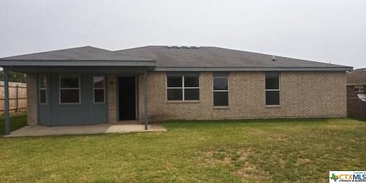3rd image of 4308 Windcrest Dr