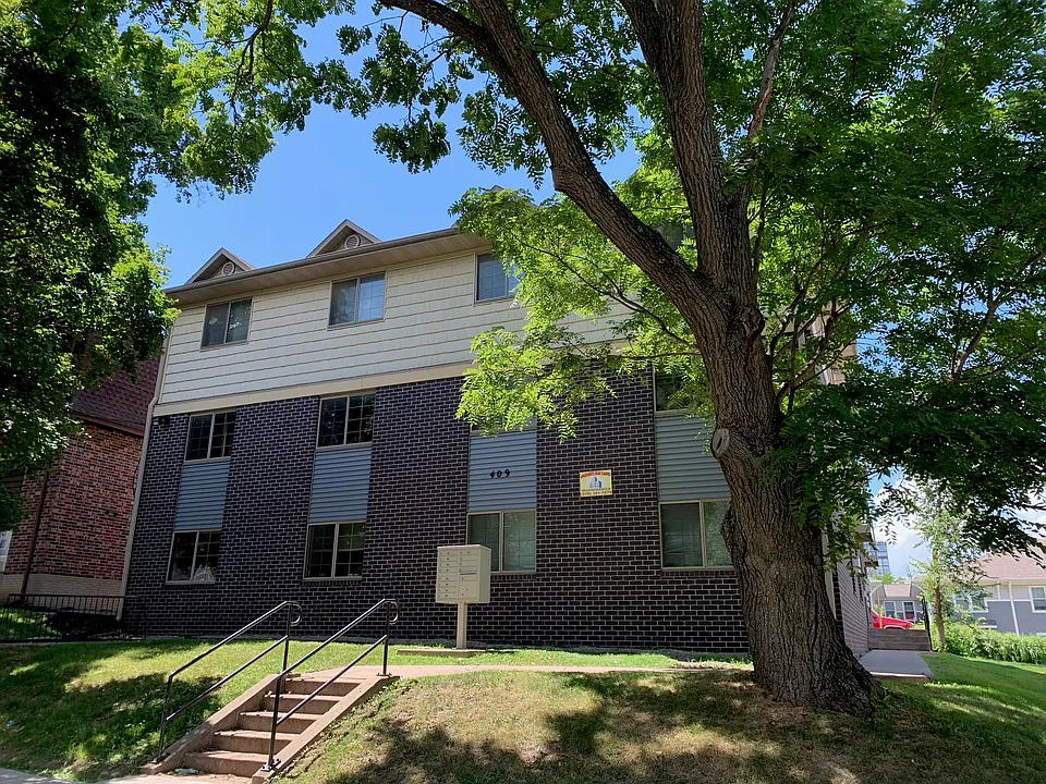 409 S Johnson St #4S