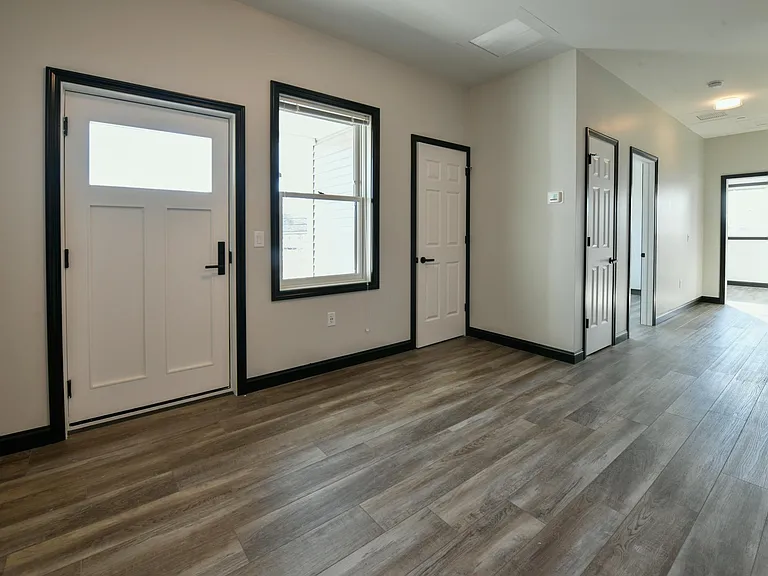 77 Whiting St #2C — Photo 1