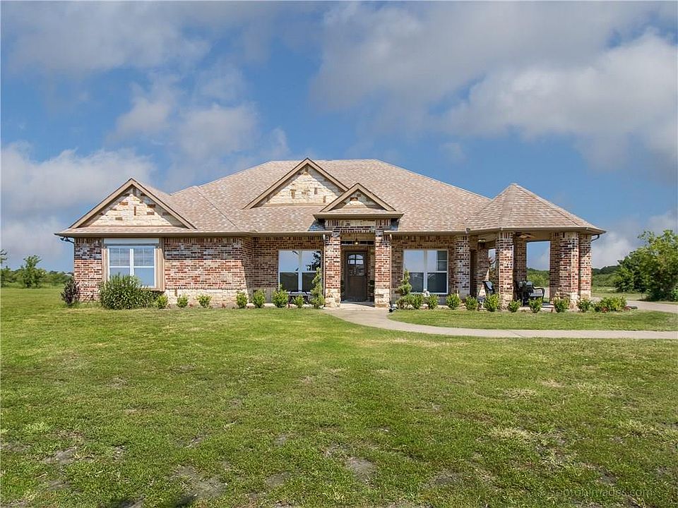 1st image of 1500 Twin Circle Ct