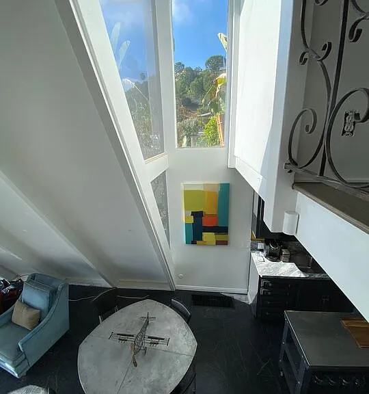 2144 Sunset Plaza Dr — Photo 23