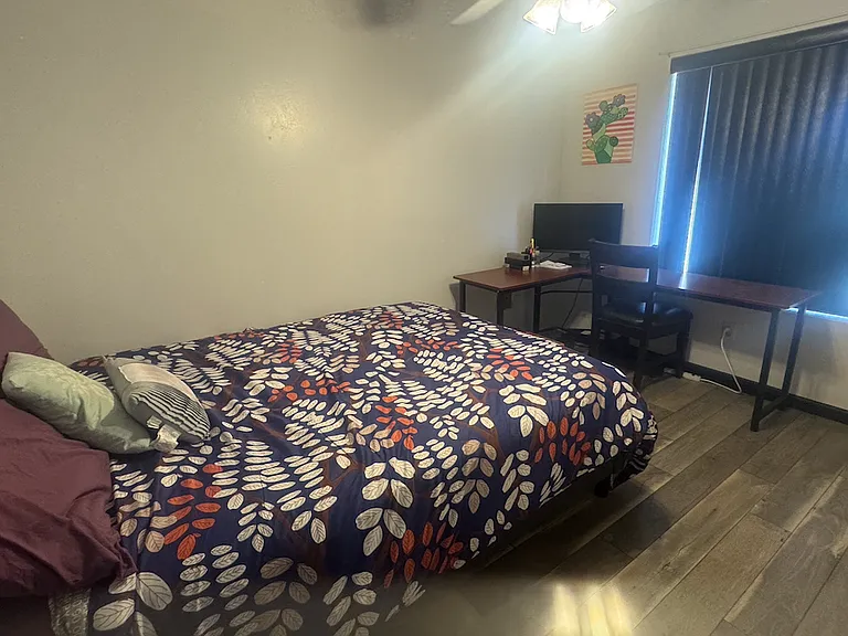 2155 S 14th Ave #10 — Photo 11