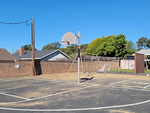 3rd image of 7465 Hollister Ave Space 423