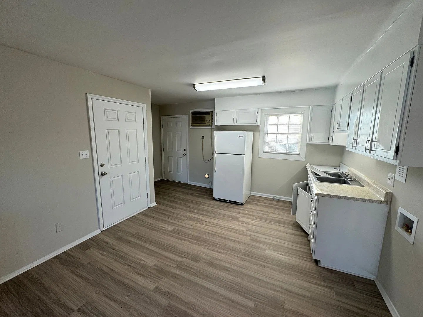 2bed/1ba Apt off S Main Kannapolis close to Downtown Kannapolis & Hwy 73 — Photo 4