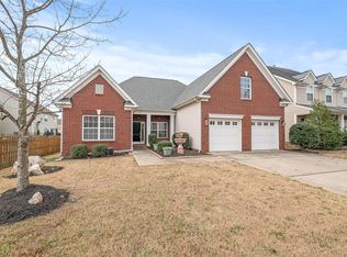 2134 Blue Iris Dr, Matthews, NC 28104