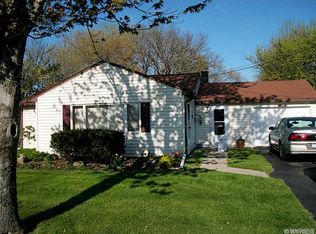 7213 Townline Rd, North Tonawanda, NY 14120