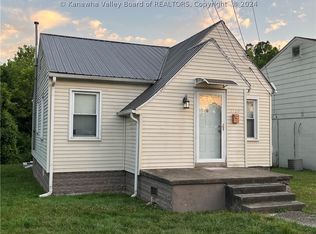 5529 1/2 Maccorkle Ave SW, South Charleston, WV 25309
