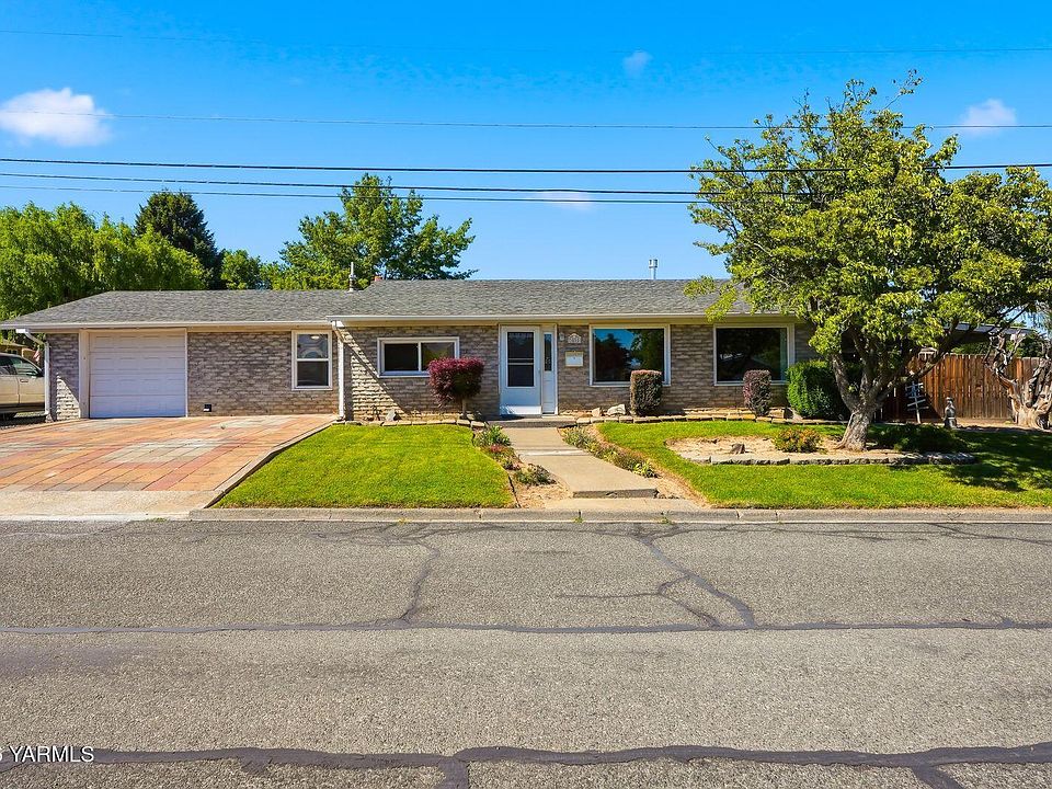 1st image of 3005 Bonnie Doon Ave