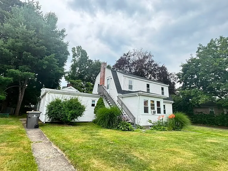 29 Newton Pl #B — Photo 19