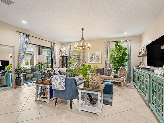 5th image of 7110 REDROOT COURT