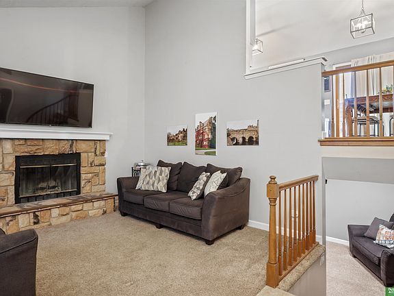 4th image of 2402 Corn Dr