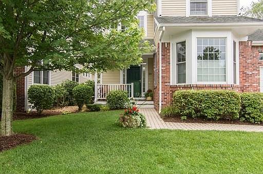 2nd image of 20 Riverwalk Ln