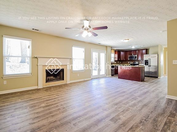 4th image of 1005 Brighton Cove Trl