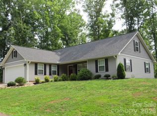 118 Tallyhoe St, Forest City, NC 28043