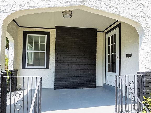 5th image of 916 E Gregory Blvd