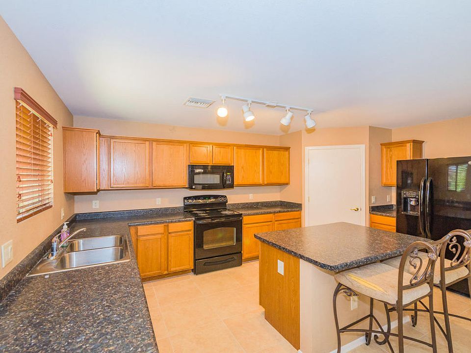 1st image of 4021 E Lushfield Dr