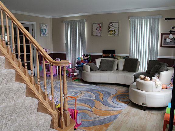 3rd image of 800 Ambria Dr