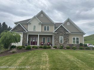 12050 Rose Dr, Ransom, PA 18411