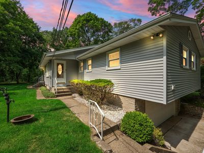 2009 Melrose Dr, Long Beach, IN, 46360